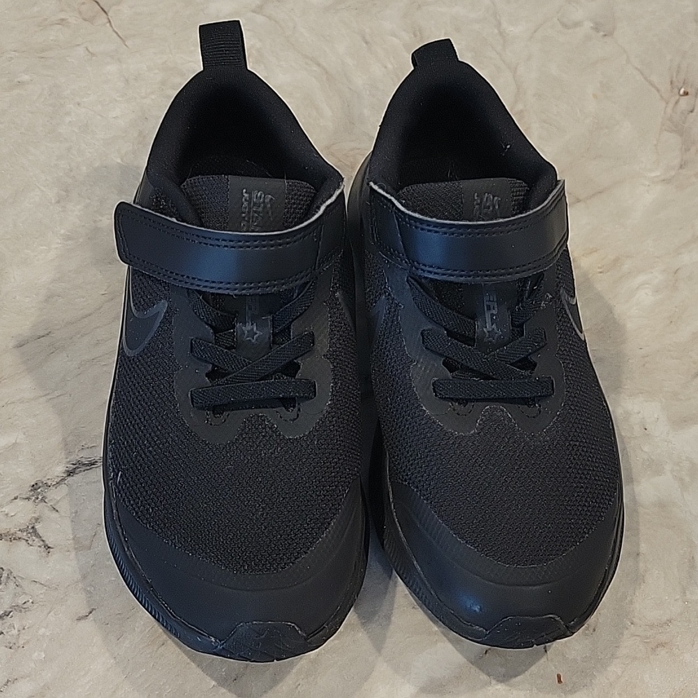 Nike Star Runner 3